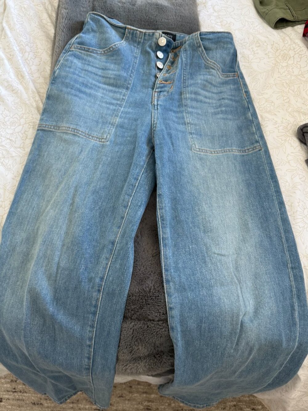 Veronica Beard Jeans Size 25 High Rise Button Fly Light Wash Straight Leg Denim